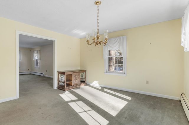 12 Fairway Drive, Amherst, NH 03031