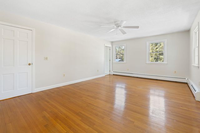 12 Fairway Drive, Amherst, NH 03031