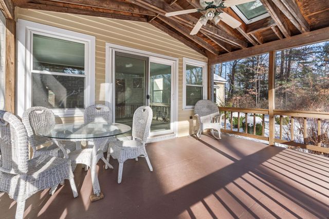 12 Fairway Drive, Amherst, NH 03031