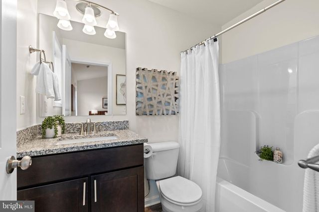 2027 TERRACE VIEW LANE, Mechanicsburg, PA 17055