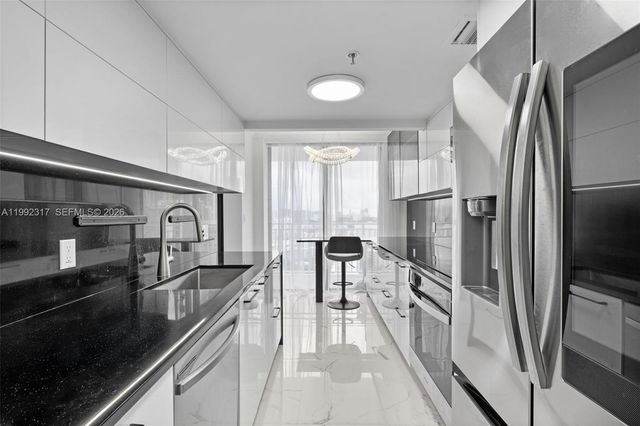 210 174th St 2112, Sunny Isles Beach, FL 33160