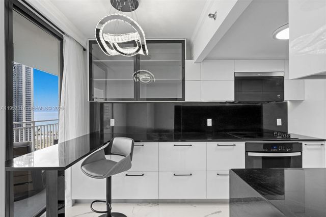 210 174th St 2112, Sunny Isles Beach, FL 33160