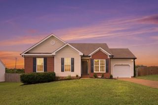 2920 Torrence Trl, Spring Hill, TN 37174