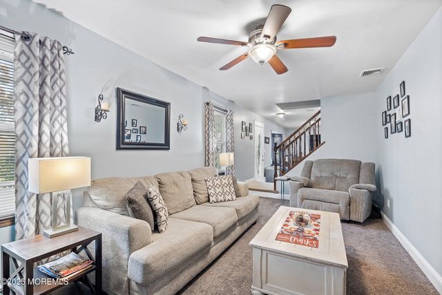 46 Spruce Street, Beachwood, NJ 08722