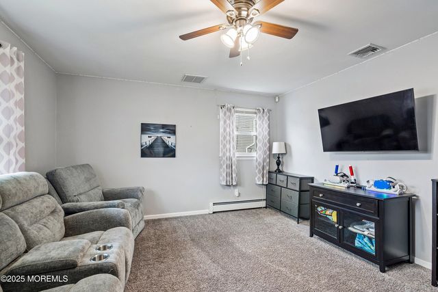 46 Spruce Street, Beachwood, NJ 08722