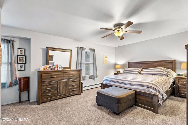 46 Spruce Street, Beachwood, NJ 08722