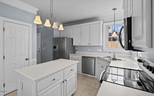 1516 Covered Wagon Road, Mcleansville, NC 27301