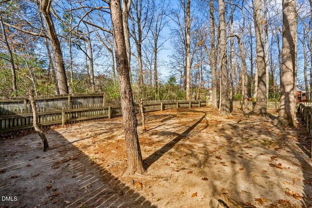 1516 Covered Wagon Road, Mcleansville, NC 27301