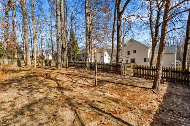 1516 Covered Wagon Road, Mcleansville, NC 27301