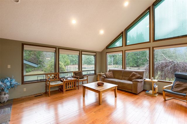 3547 Deer Park Road, Port Angeles, WA 98362