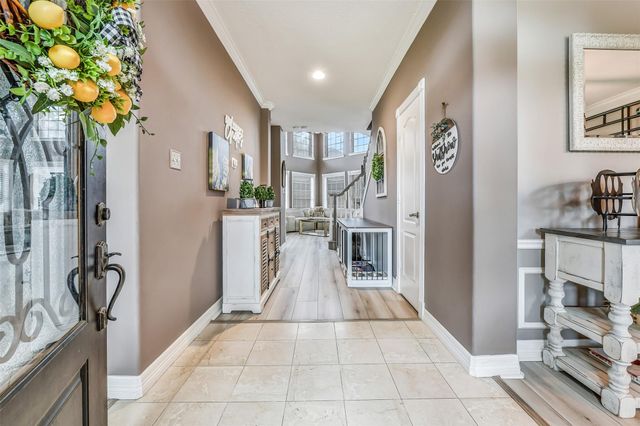 2403 N Lake Front Drive, League City, TX 77573