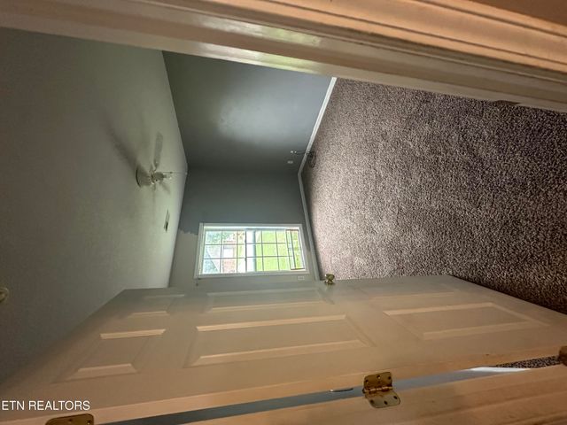 1847 Andy Lane, Maryville, TN 37803