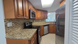 2815 N Course Dr 201, Pompano Beach, FL 33069
