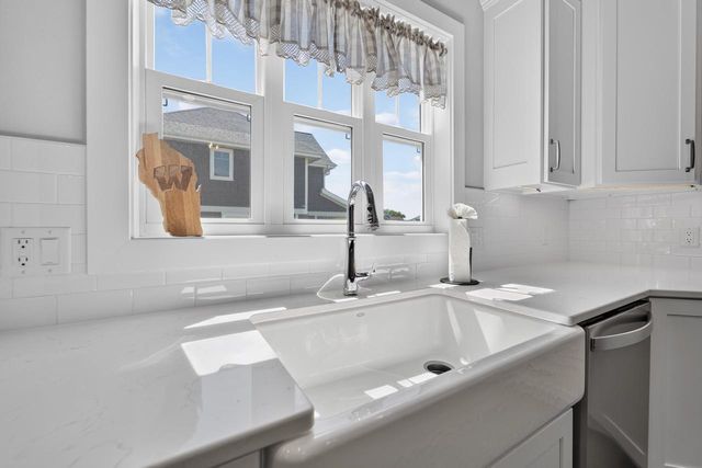 1210 Water Wheel Drive, Waunakee, WI 53597
