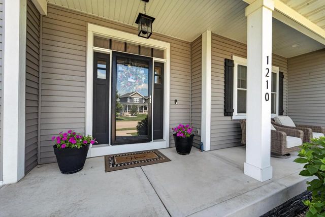 1210 Water Wheel Drive, Waunakee, WI 53597