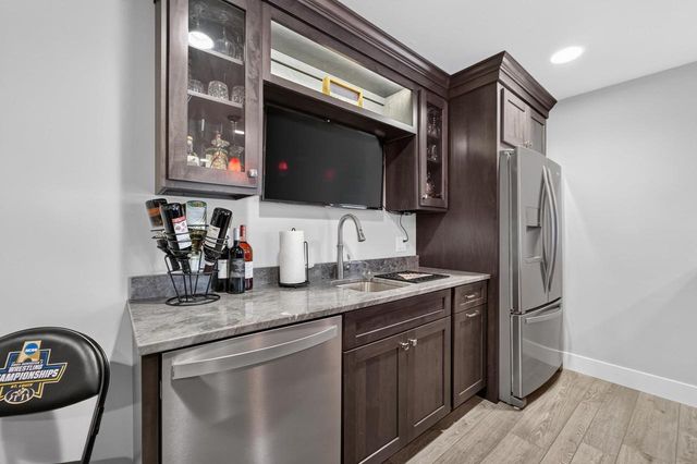 1210 Water Wheel Drive, Waunakee, WI 53597