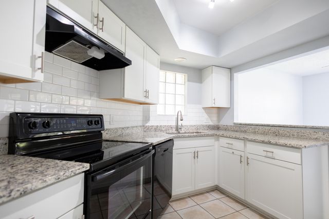 110 Weybridge Circle A, Royal Palm Beach, FL 33411