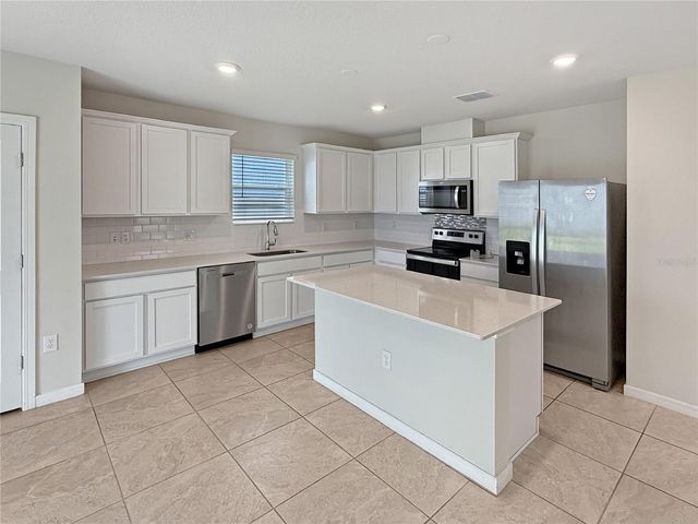 5012 BLUE HAMMOCK COURT, Kissimmee, FL 34746