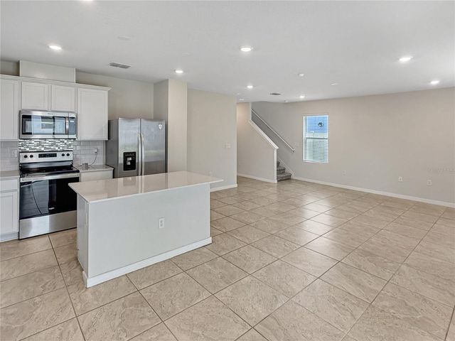 5012 BLUE HAMMOCK COURT, Kissimmee, FL 34746