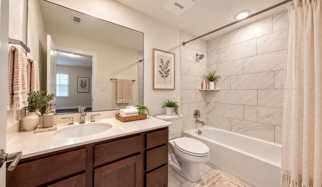 6 Clearview Terrace Place, Tomball, TX 77375
