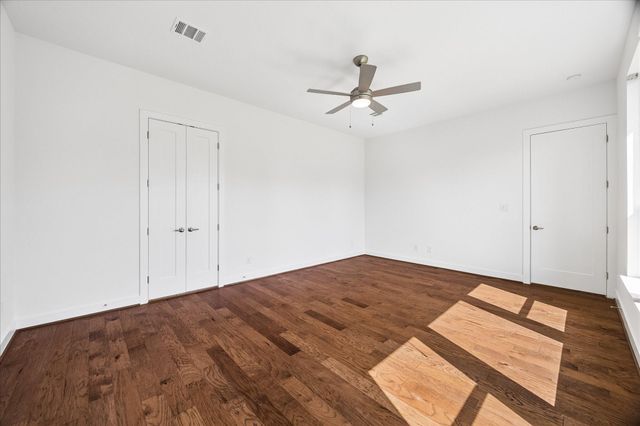 6 Clearview Terrace Place, Tomball, TX 77375