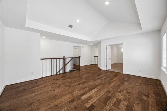 6 Clearview Terrace Place, Tomball, TX 77375