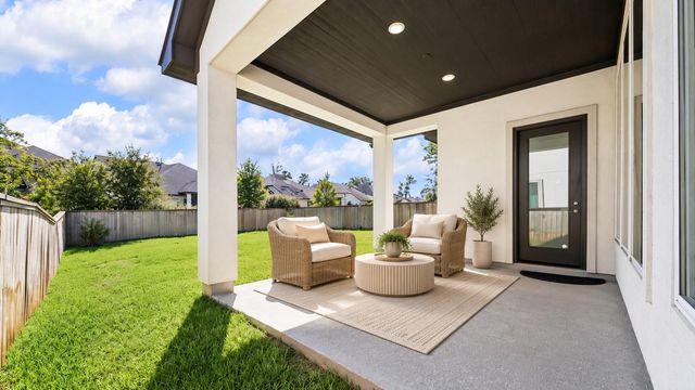 6 Clearview Terrace Place, Tomball, TX 77375