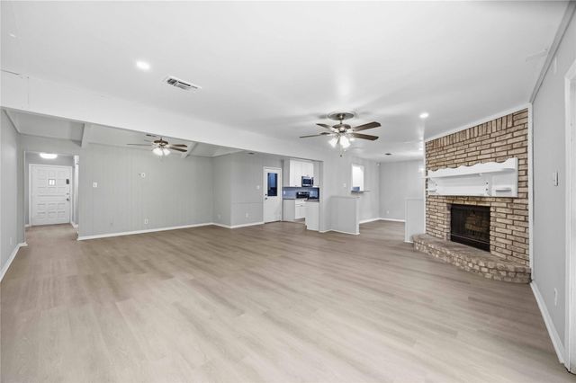 11006 Thackery Lane, Houston, TX 77016