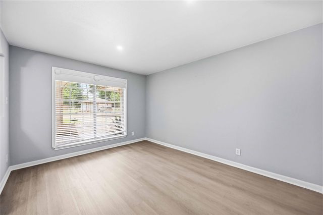 11006 Thackery Lane, Houston, TX 77016