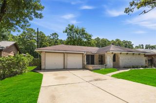 11006 Thackery Lane, Houston, TX 77016
