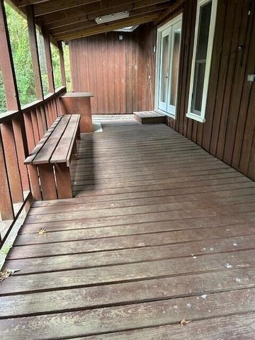 136 Holton Harris Rd, Anacoco, LA 71403