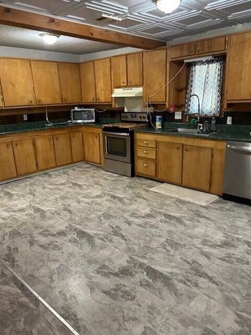 136 Holton Harris Rd, Anacoco, LA 71403