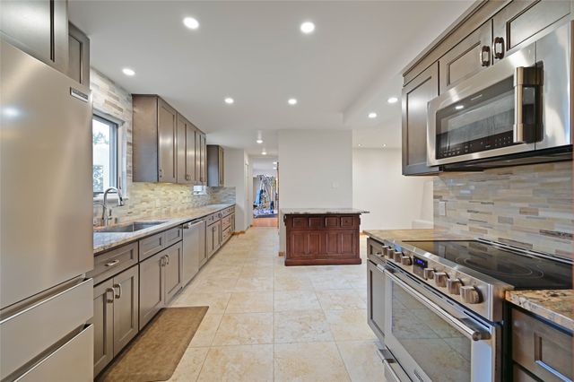 14 Verano Loop, Santa Fe, NM 87508