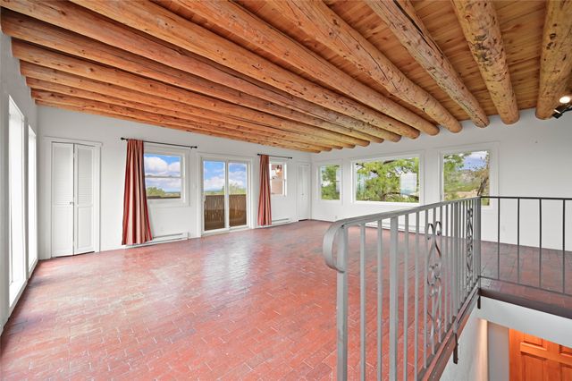 14 Verano Loop, Santa Fe, NM 87508
