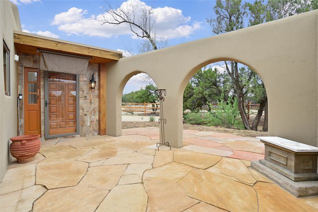 14 Verano Loop, Santa Fe, NM 87508