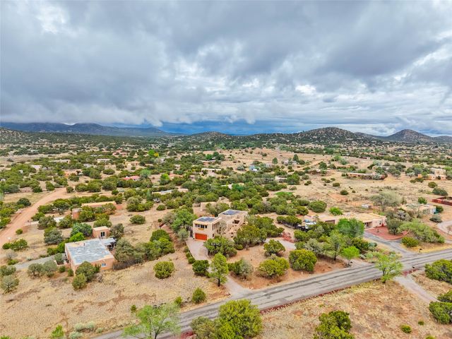 14 Verano Loop, Santa Fe, NM 87508