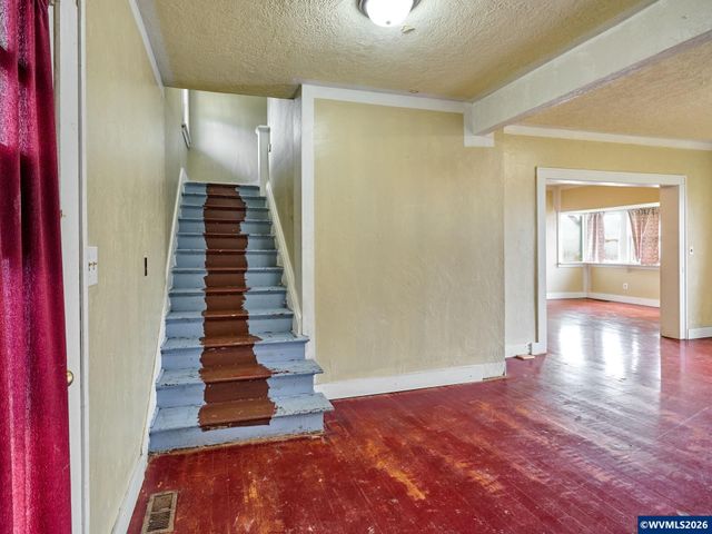 1740 Hardcastle Av, Woodburn, OR 97071