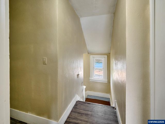 1740 Hardcastle Av, Woodburn, OR 97071