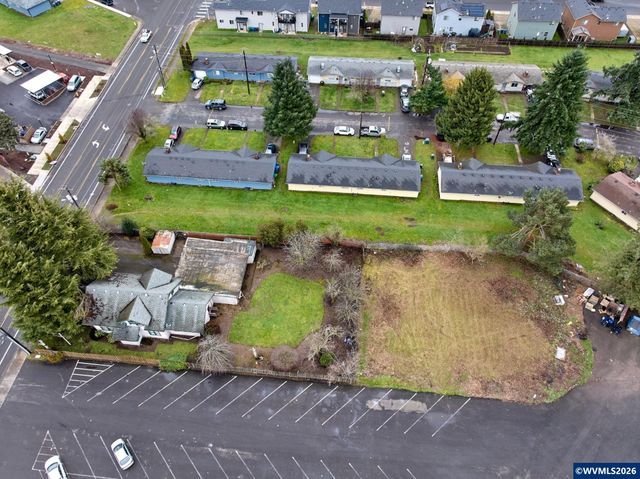 1740 Hardcastle Av, Woodburn, OR 97071