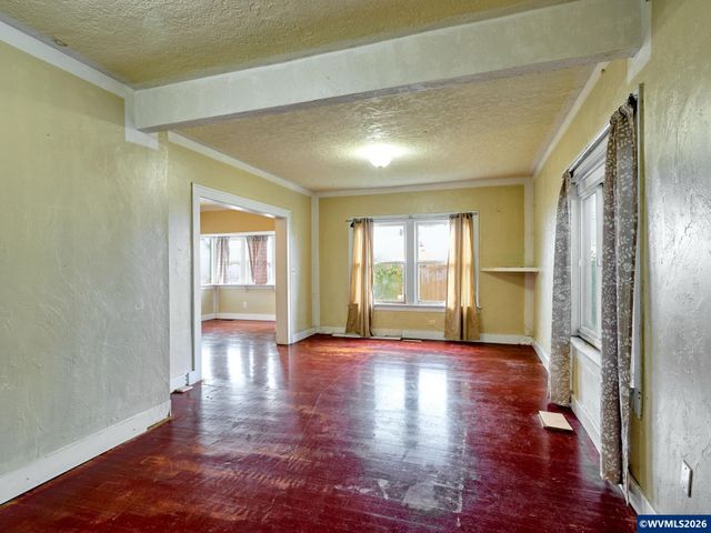 1740 Hardcastle Av, Woodburn, OR 97071