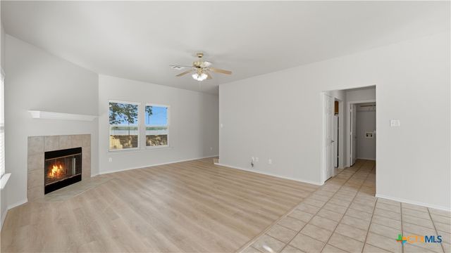 821 Benning, San Marcos, TX 78666