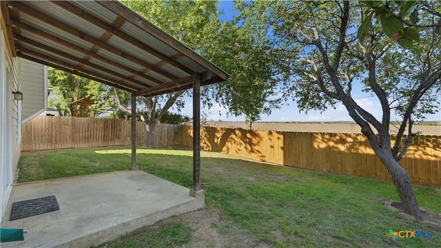 821 Benning, San Marcos, TX 78666