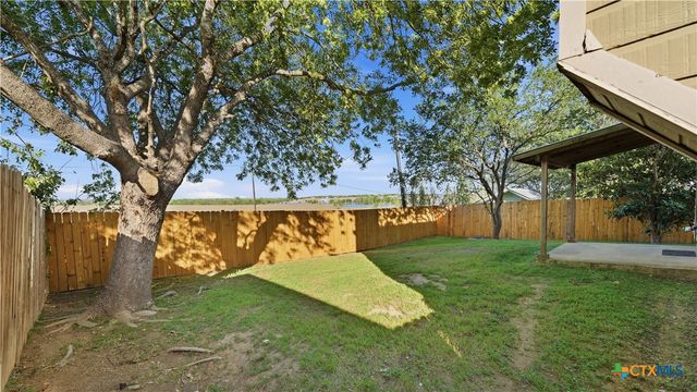 821 Benning, San Marcos, TX 78666