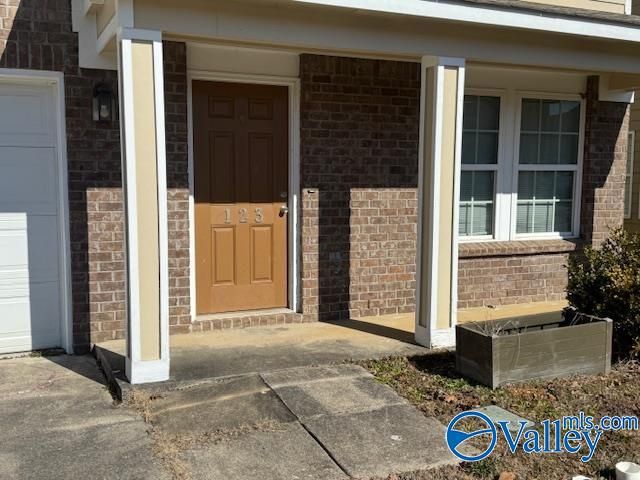 123 Sedgewick Drive, Owens Cross Roads, AL 35763
