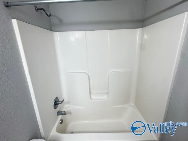 123 Sedgewick Drive, Owens Cross Roads, AL 35763