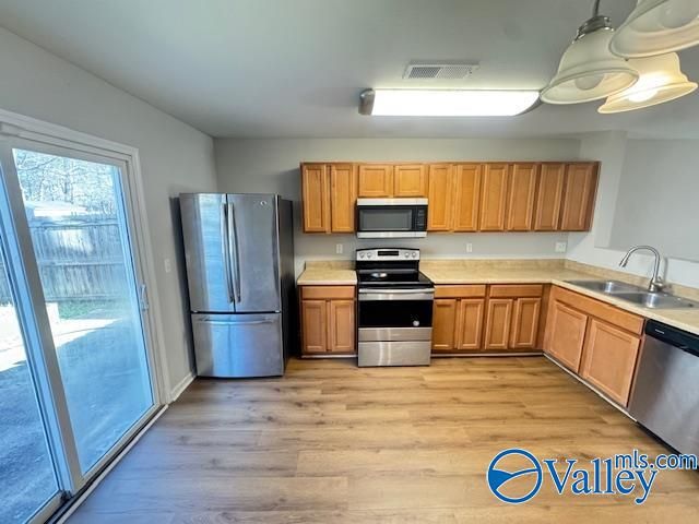 123 Sedgewick Drive, Owens Cross Roads, AL 35763