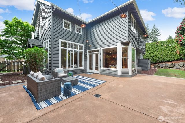 6323 NE 130th Place, Kirkland, WA 98034