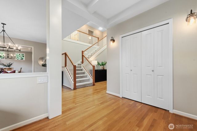 6323 NE 130th Place, Kirkland, WA 98034