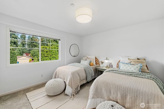 6323 NE 130th Place, Kirkland, WA 98034