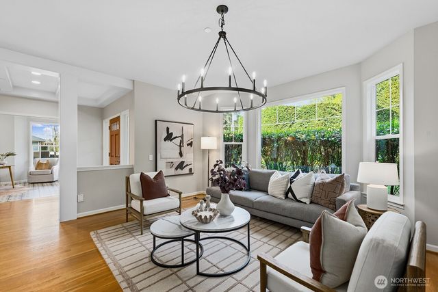 6323 NE 130th Place, Kirkland, WA 98034